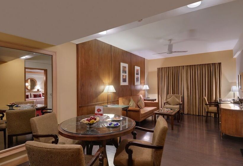 سوییت, Pride Plaza Hotel, Ahmedabad