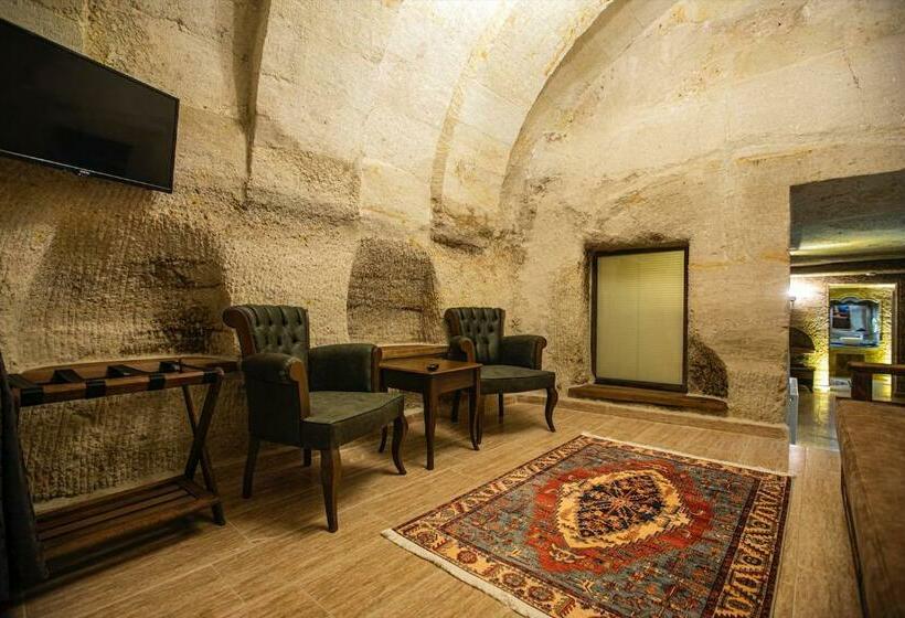 سوئیت با تخت بزرگ, Ada Cave Suites