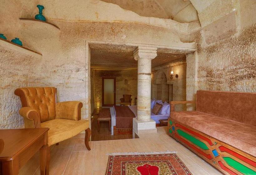 سوییت لوکس, Ada Cave Suites