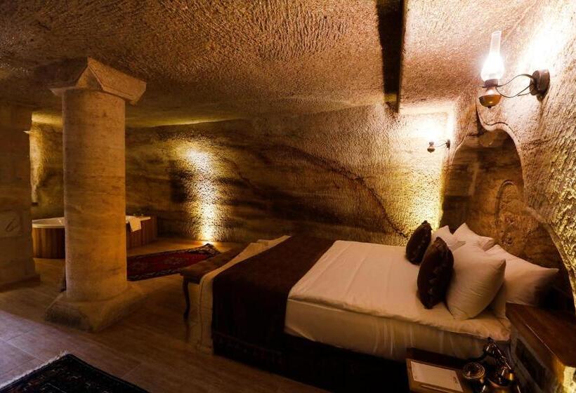 سوئیت با تخت بزرگ, Ada Cave Suites