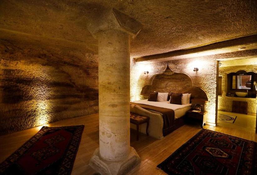 سوئیت با تخت بزرگ, Ada Cave Suites
