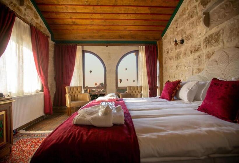 سوییت سوپریور, Ada Cave Suites