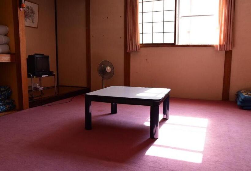اتاق استاندارد چهار تخته, Guest House Shiroikiseki