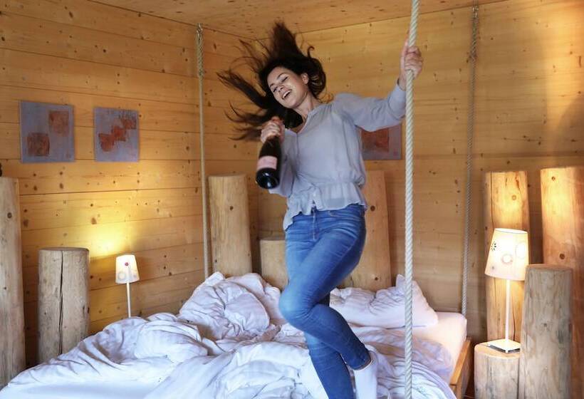 سوییت, Holzhotel Forsthofalm