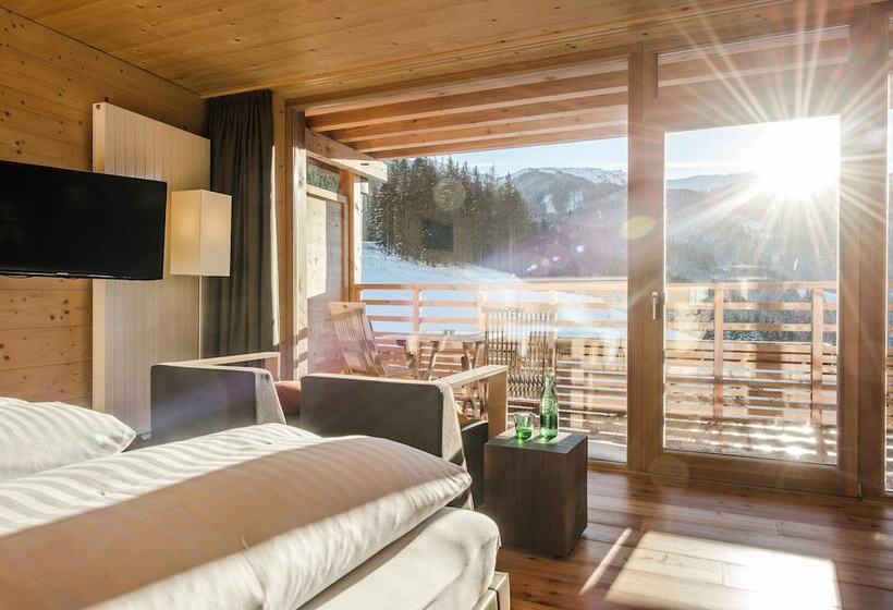 سوییت, Holzhotel Forsthofalm