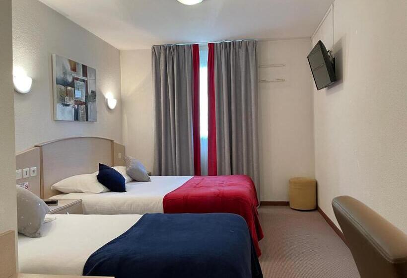 اتاق استاندارد سه نفره, Hôtel Le Kolibri