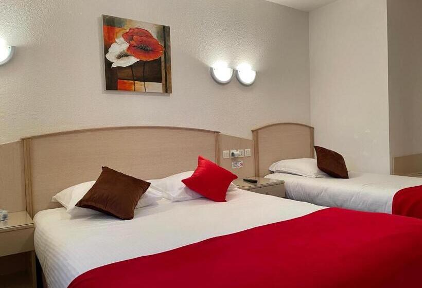 اتاق استاندارد سه نفره, Hôtel Le Kolibri