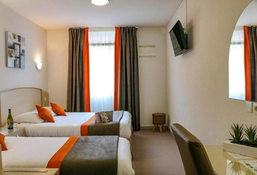 اتاق استاندارد سه نفره, Hôtel Le Kolibri