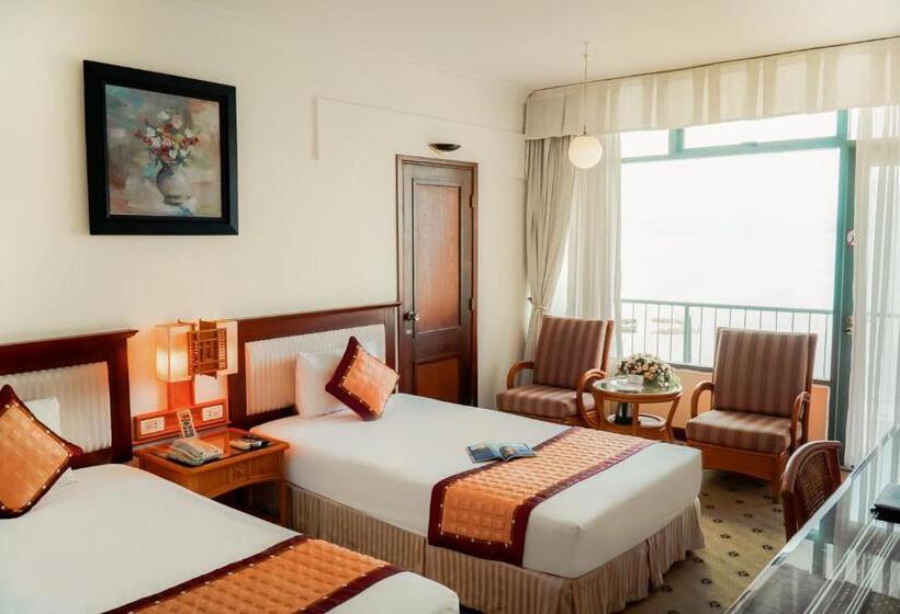 اتاق لوکس با چشم‌انداز باغ, Thang Loi Hotel Hanoi