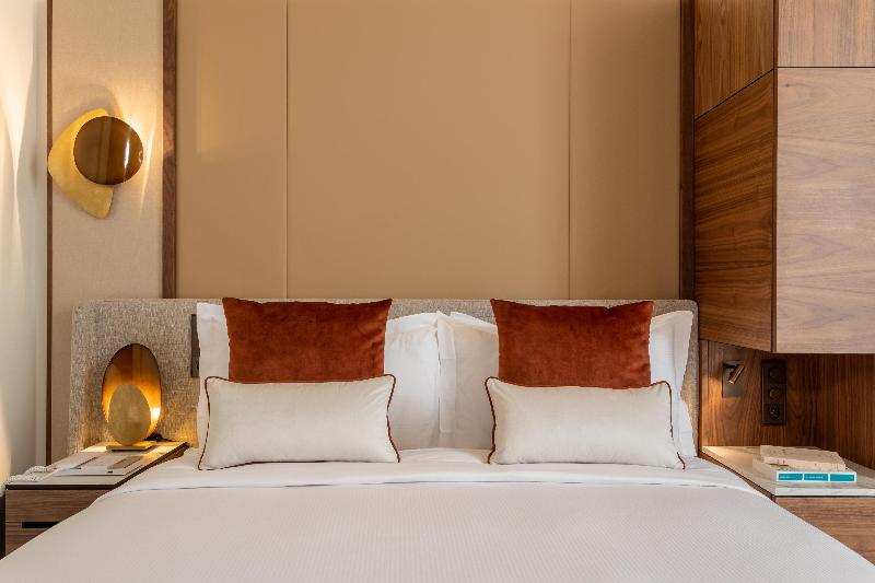 اتاق کلاسیک, Intercontinental Paris Champs Elysées Etoile, An Ihg