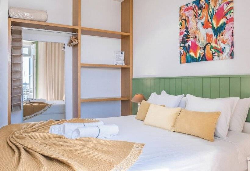 Номер Стандарт, Naval Guest House & Bistro