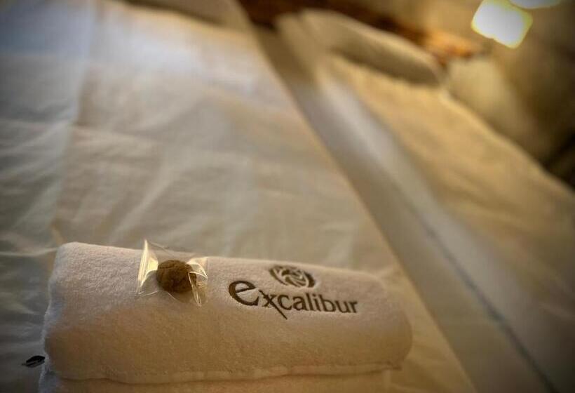 اتاق استاندارد, Excalibur Mini