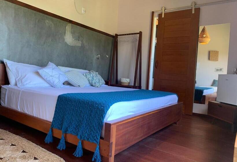 Quarto Triplo Deluxe, Vila Das águas