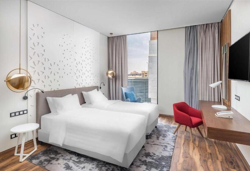 皇家两卧套房, Radisson Blu Hotel Riyadh Qurtuba