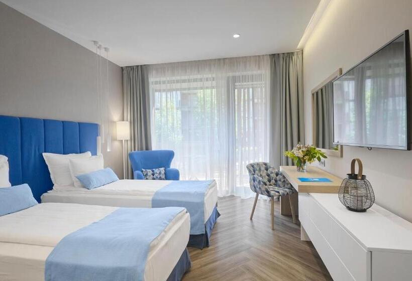 Номер Стандарт Вид на Парк, Viva Mare Beach Hotel By Santa Marina