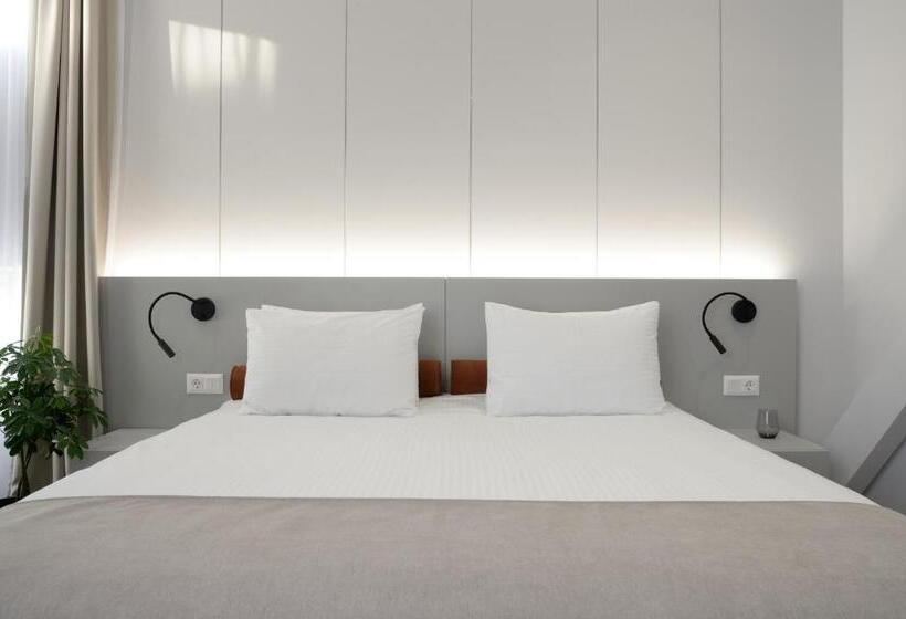 Люкс, Premier Hotel Miskolc