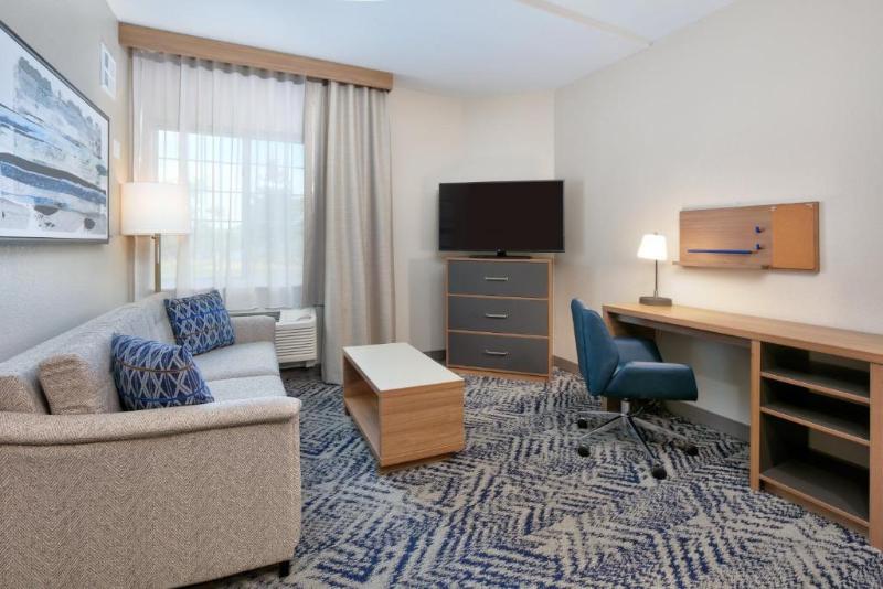 Студия Стандарт Кровать Куин, Candlewood Suites Idaho Falls, An Ihg
