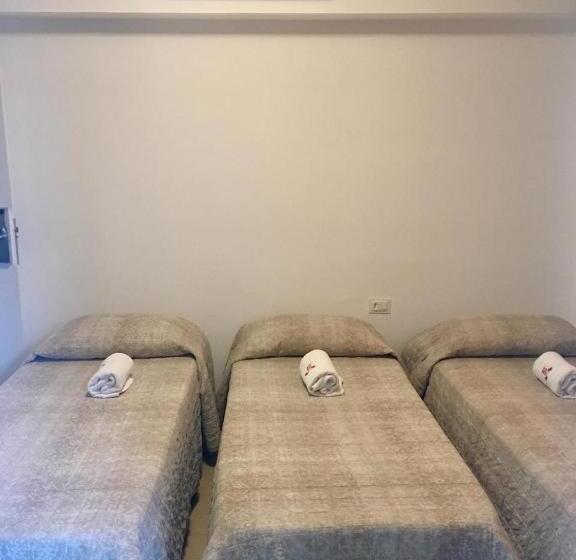 Quarto Triplo Estandar, Saveiro