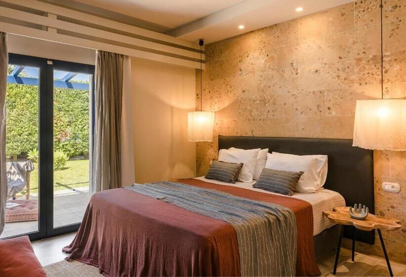 디럭스 패밀리 룸, Avithos Resort