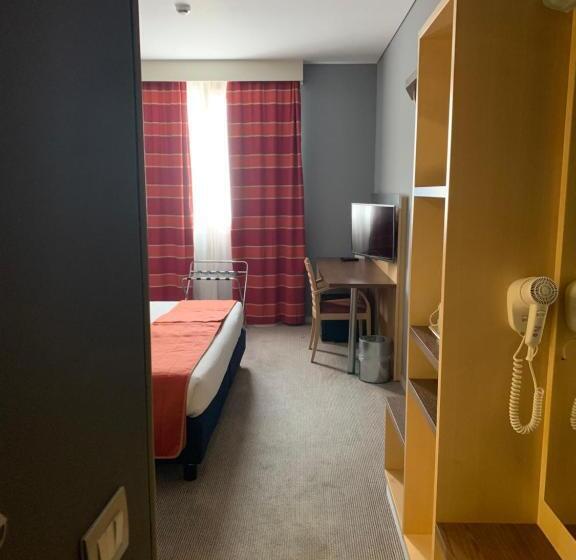 Номер Стандарт, Bes Hotel Bergamo Ovest