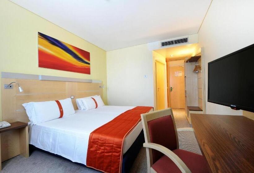 Семейный Номер, Bes Hotel Bergamo Ovest