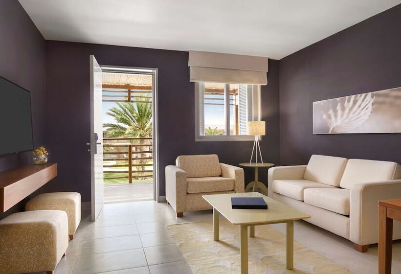 سوییت با چشم‌انداز دریا, The Legend Paracas Resort, A Destination By Hyatt