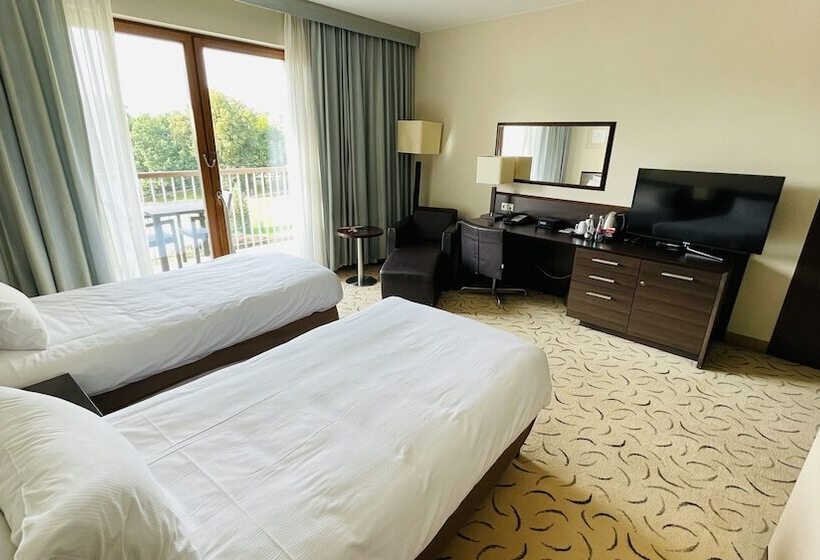 Номер Премиум, Holiday Inn Resort Warsaw Józefów, An Ihg
