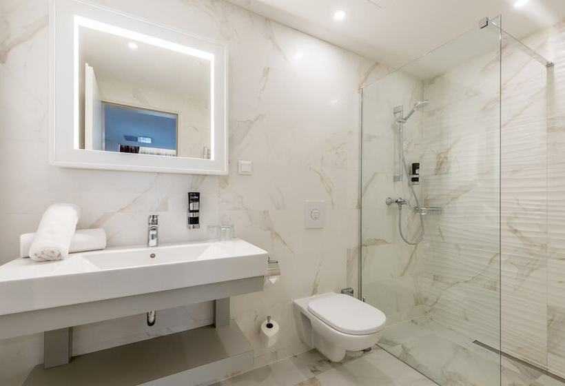 Люкс, Leonardo Boutique Hotel Budapest M Square