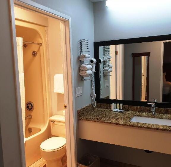 バルコニー付スイート, Riverland Inn & Suites