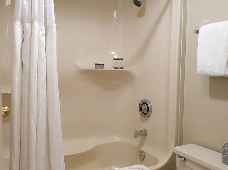 ダブルベッドのベーシックルーム, Riverland Inn & Suites