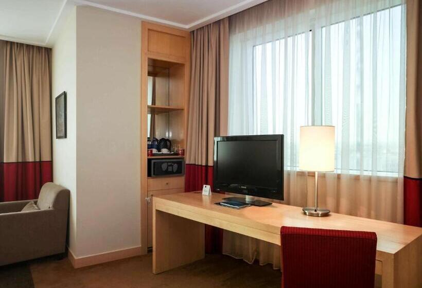 Номер Deluxe, Novotel Riyadh Al Anoud