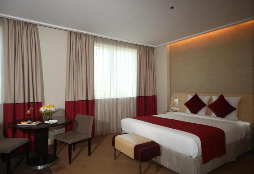 Полулюкс, Novotel Riyadh Al Anoud