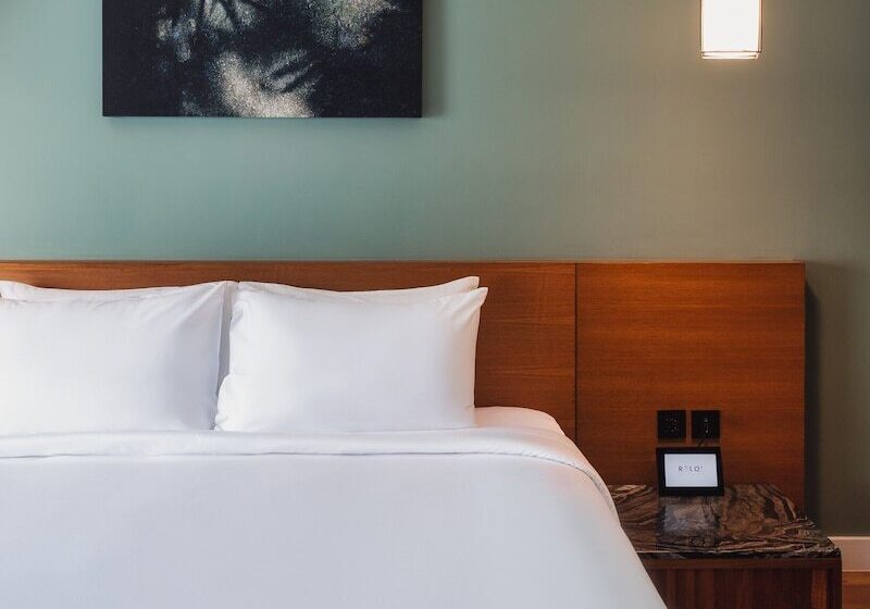ویلای 1 خوابه, Relo  The Urban Escape   Huahin