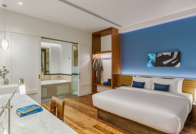 سوئیت اجرایی با چشم‌انداز دریا, Relo  The Urban Escape   Huahin