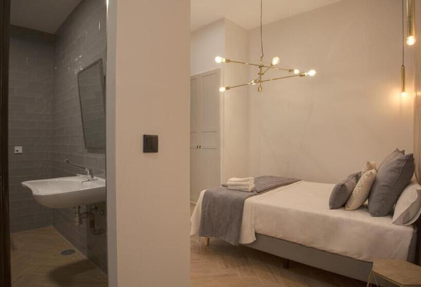 اتاق استاندارد برای معلولان, Suites You Soho