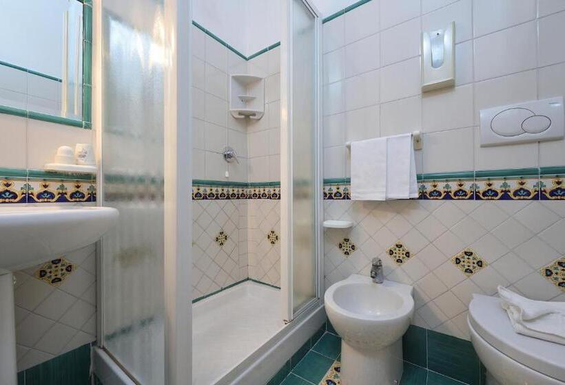 اتاق اکونومی, 7bello