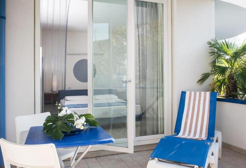 经济房, Blu Suite Resort