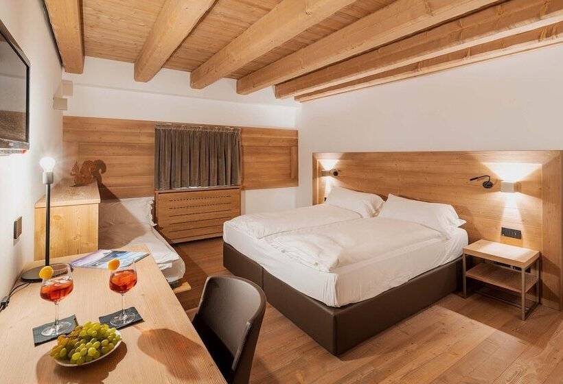 Номер Deluxe, Royal Hotel Cortina
