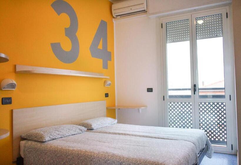 اتاق استاندارد, Morfeo   Young People Hotels