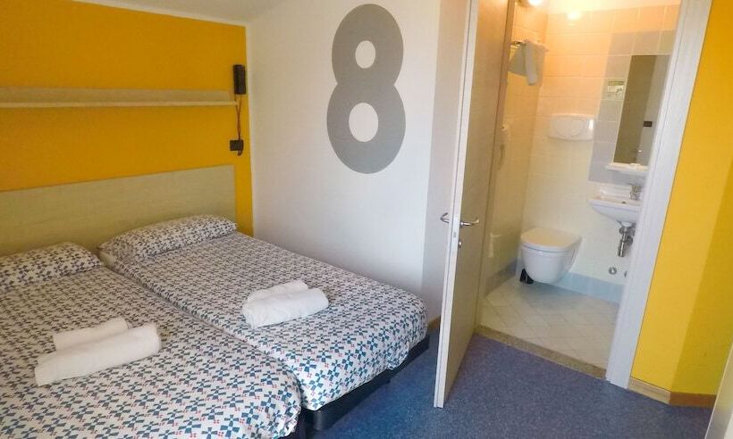 اتاق استاندارد, Morfeo   Young People Hotels