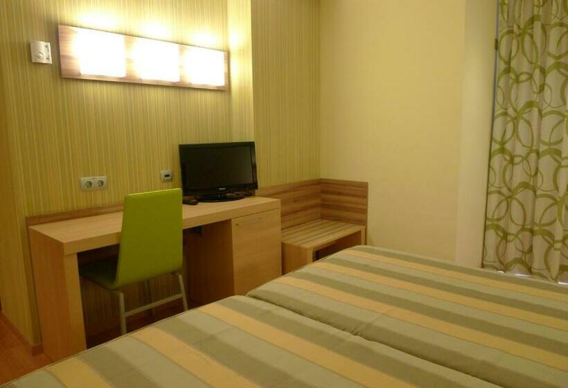 اتاق استاندارد با بالکن, Riviera Beachotel - Adults Recomended