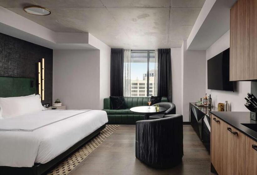 استودیوی استاندارد, Thompson Austin, By Hyatt