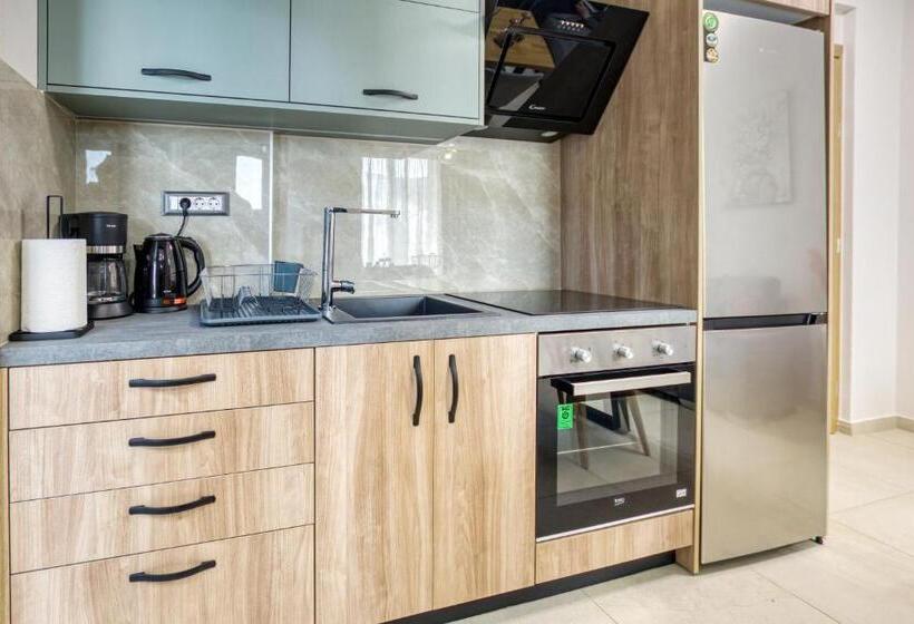 Полулюкс, Sapphire Horizon Suites