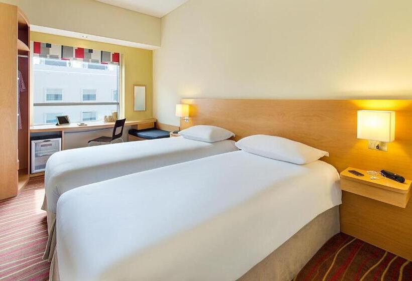 Номер Стандарт, Ibis Mall Avenue Dubai