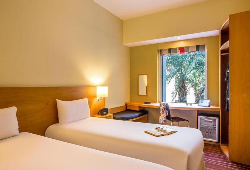 Номер Стандарт, Ibis Mall Avenue Dubai