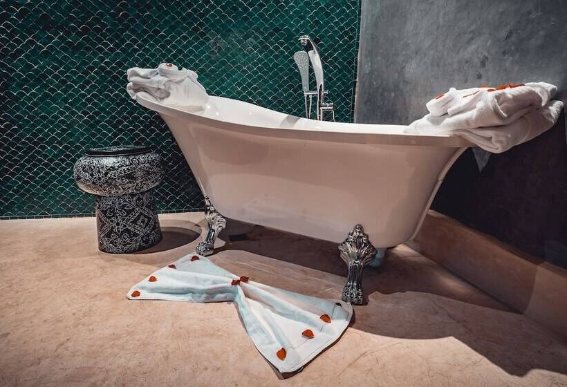 اتاق لوکس, Ambre Epices Medina Riad