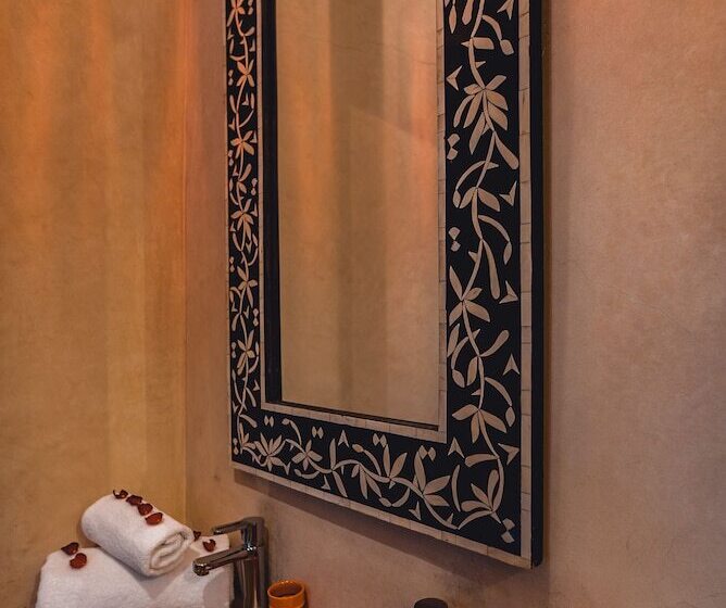اتاق لوکس, Ambre Epices Medina Riad