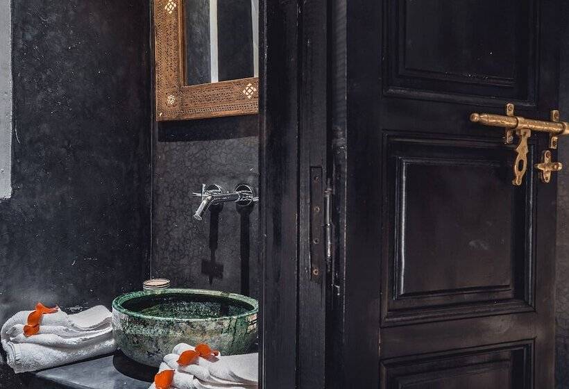 سوییت لوکس, Ambre Epices Medina Riad