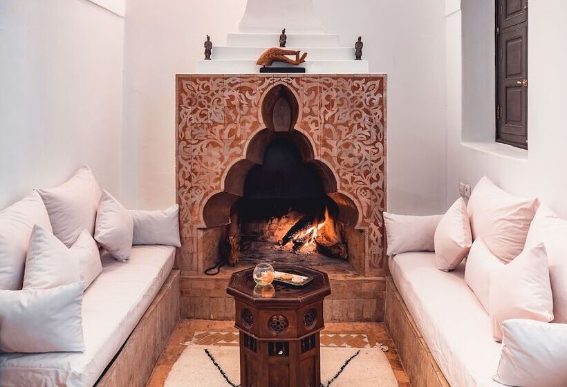 سوییت خانوادگی, Ambre Epices Medina Riad