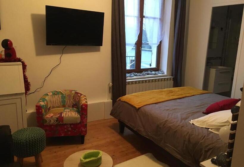 Номер Deluxe, L Auberge Du Lion D Or